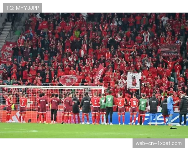 德甲天王山之战战术预览：勒沃库森的激进翼卫战术对阵拜仁的经典两翼齐飞。