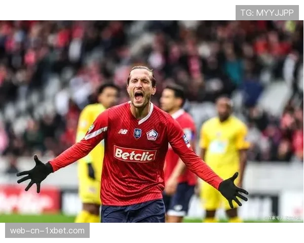 洛里昂2-0力克梅斯，暂时逃离降级区